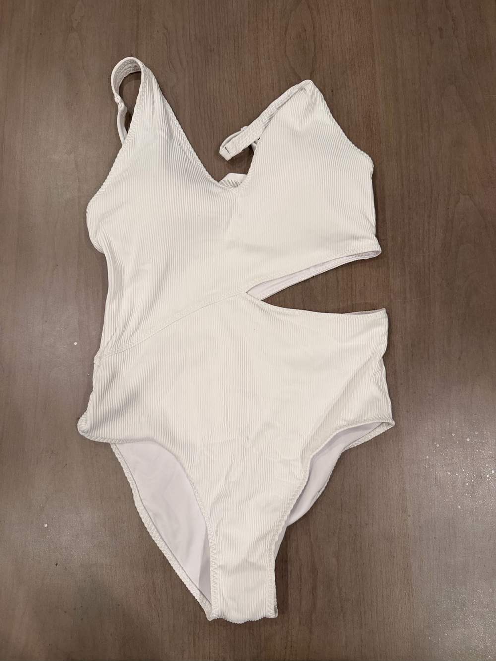 NWT Women’s Fabletics Asymmetrical Cut-Out One-Piece Swimsuit M
